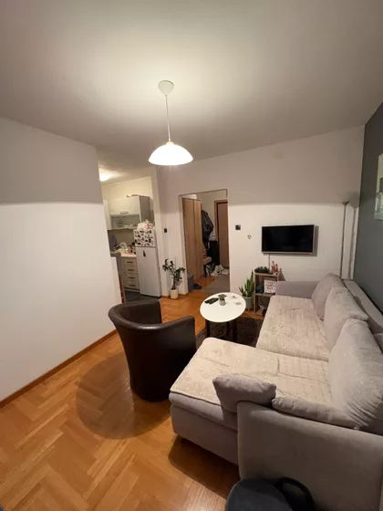 Cara Dušana | 4zida.rs