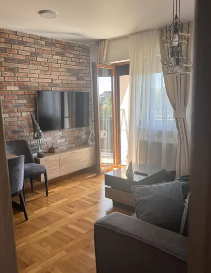 Nikole Altomanovića 128 | 4zida.rs