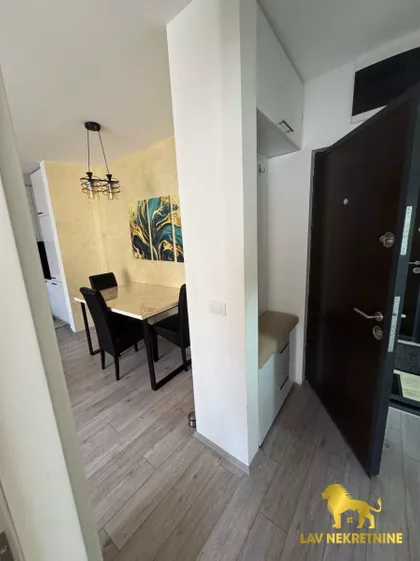 JANKA ČMELIKA | 4zida.rs