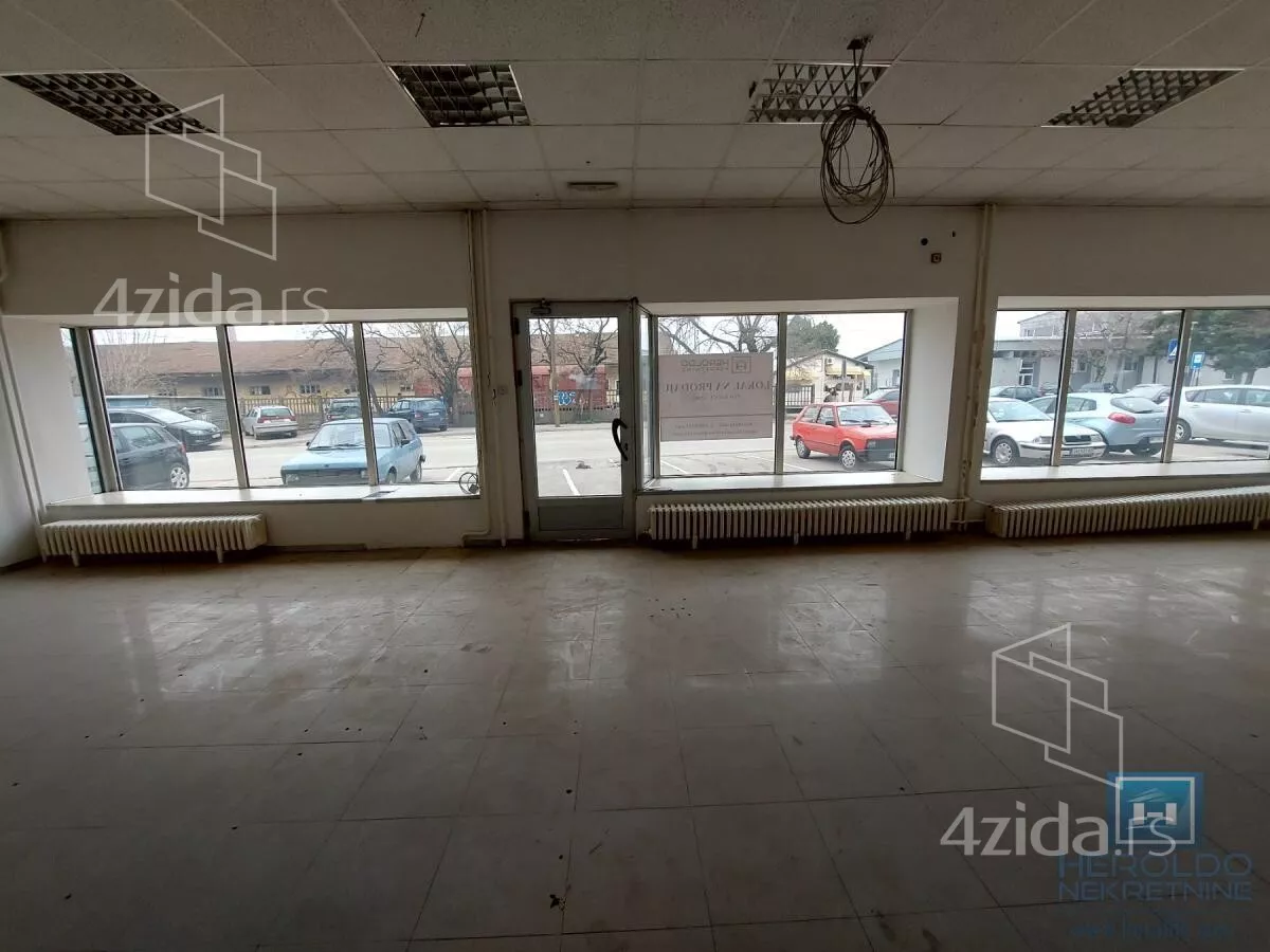 Poslovni prostor | 4zida