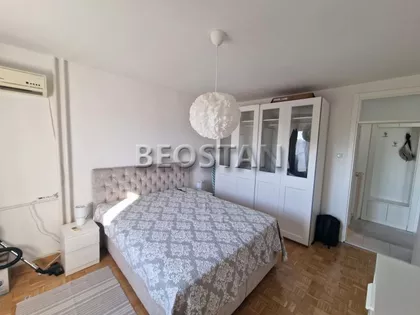 Bulevar Milutina Milankovića | 4zida.rs