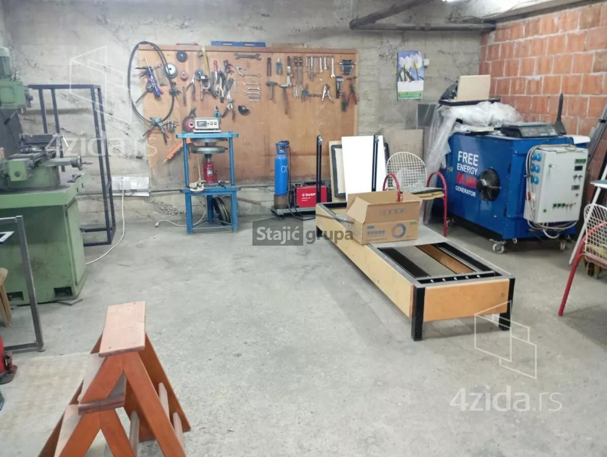 Kuća | 4zida