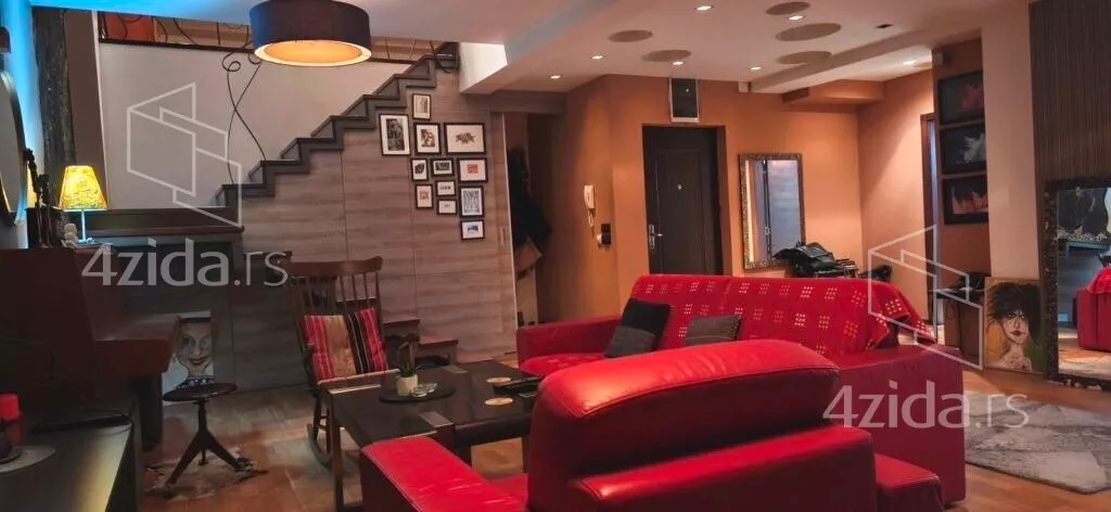 Petosoban stan | 4zida