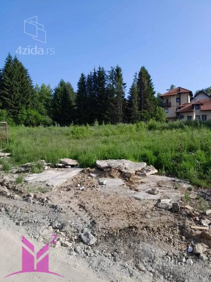 Plac | 4zida