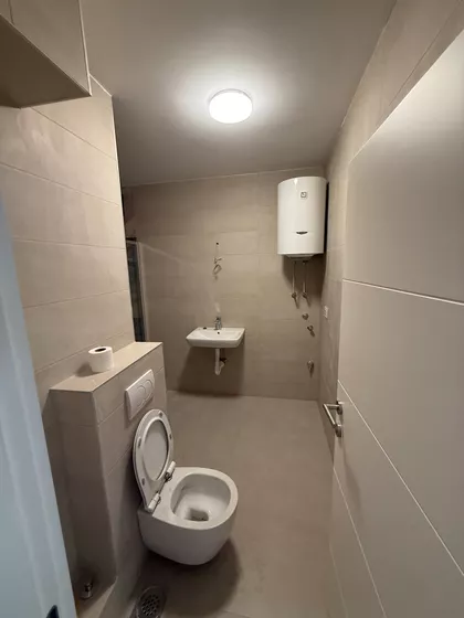 Crveni Krst Vračar | 4zida.rs