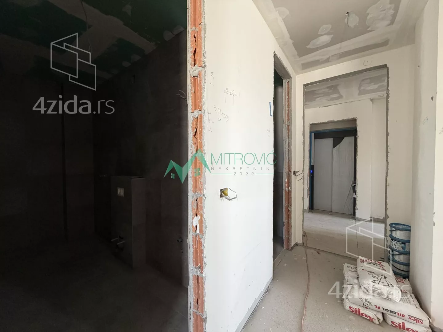 Petosoban stan | 4zida