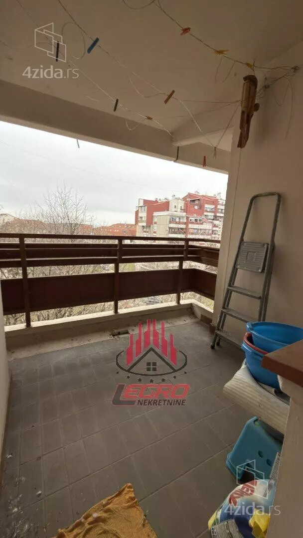 Četvoroiposoban stan | 4zida