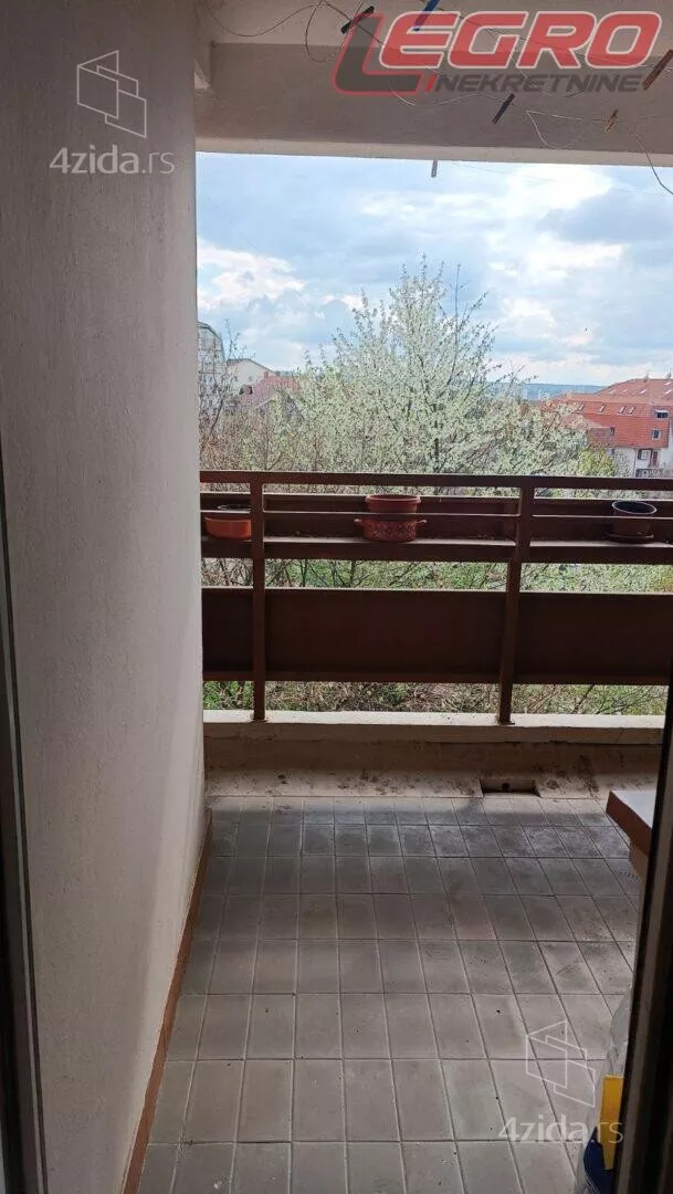 Troiposoban stan | 4zida