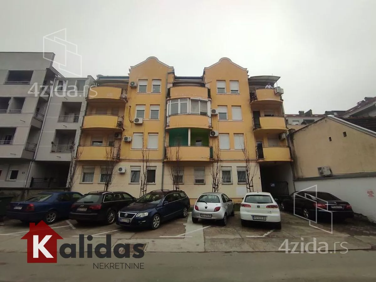 Garsonjera | 4zida