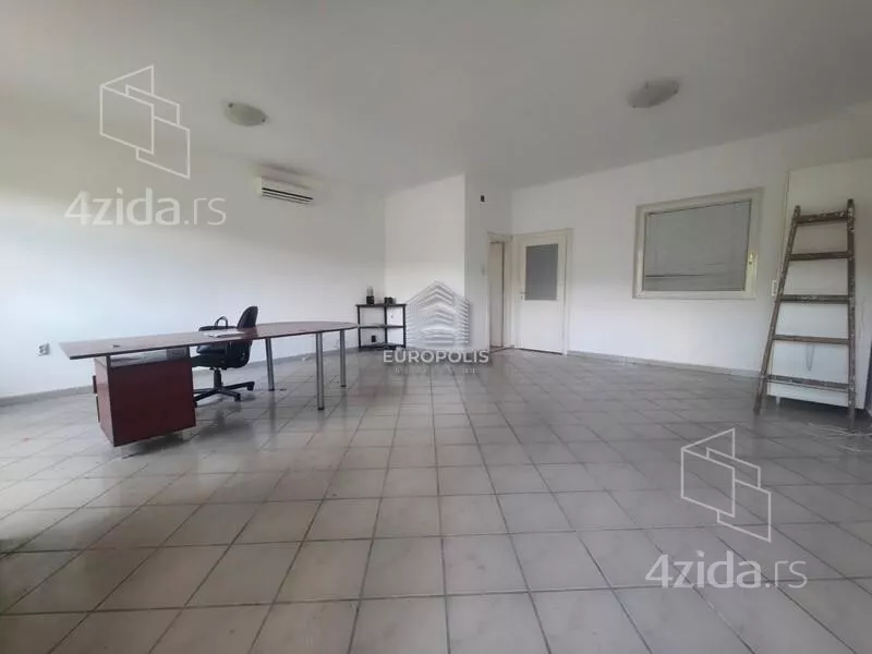 Hala | 4zida