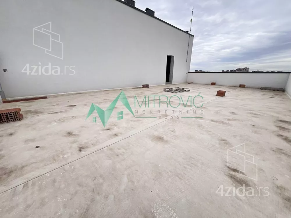 Petosoban stan | 4zida