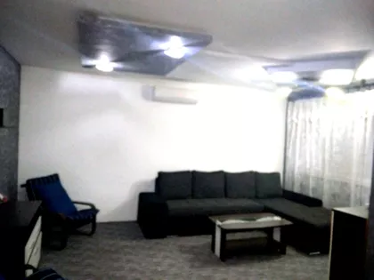 Sergeja Jesenjina 35 | 4zida.rs