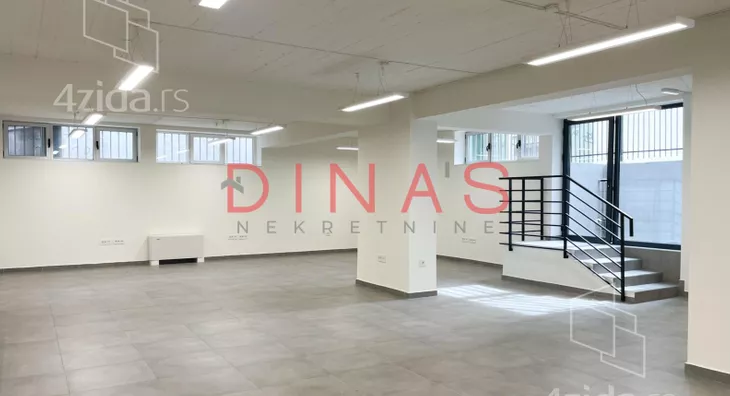 Poslovni prostor | 4zida