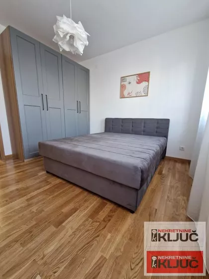 Novo Naselje | 4zida.rs