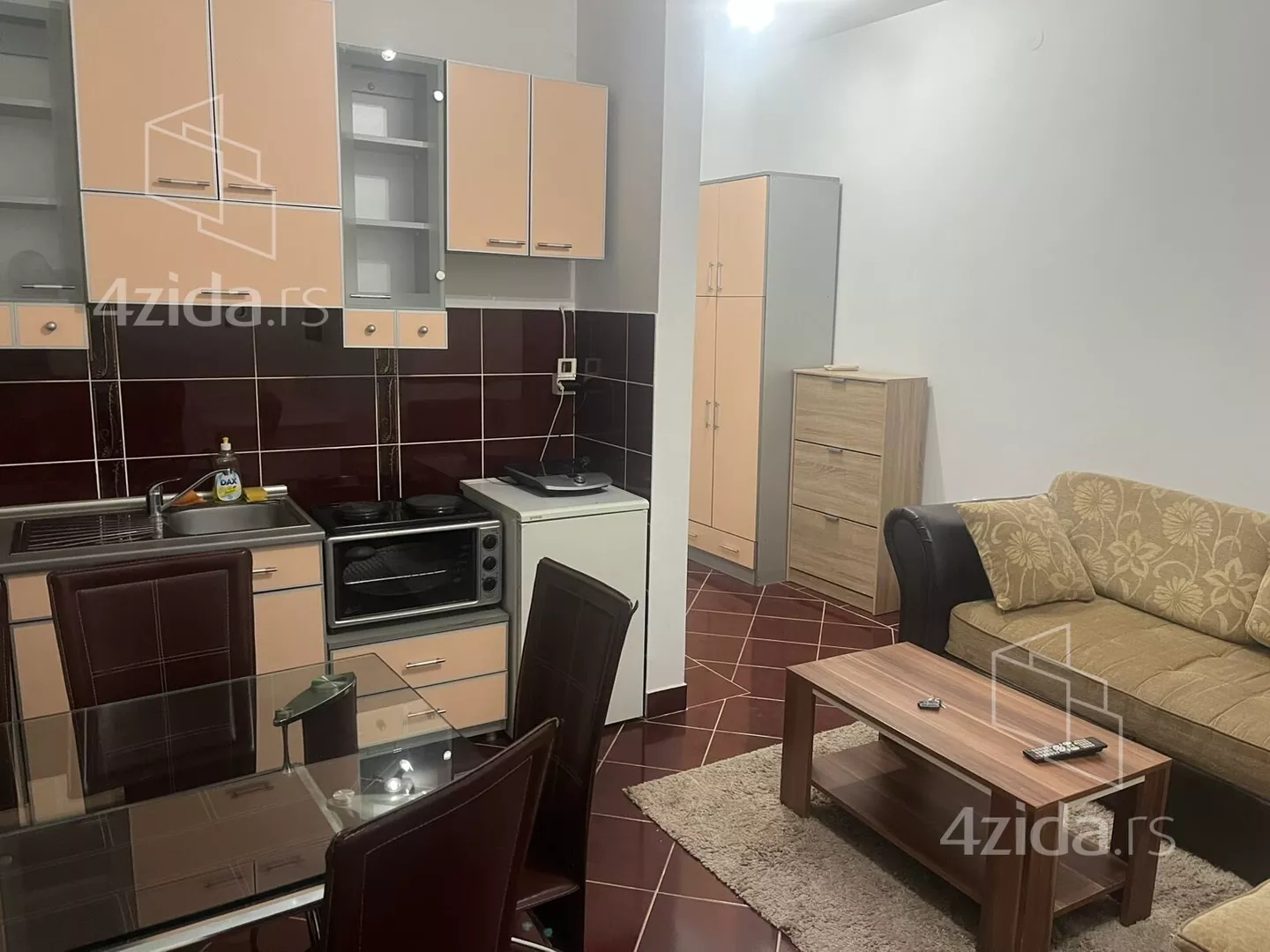 Garsonjera | 4zida