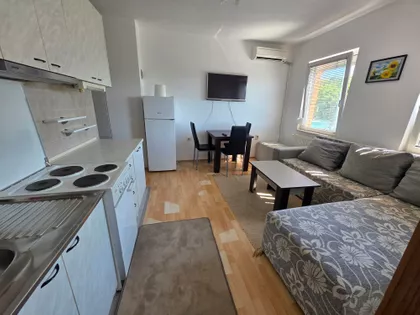 Stefana Prvovenčanog | 4zida.rs