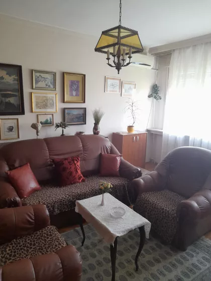 Klinički Centar | 4zida.rs