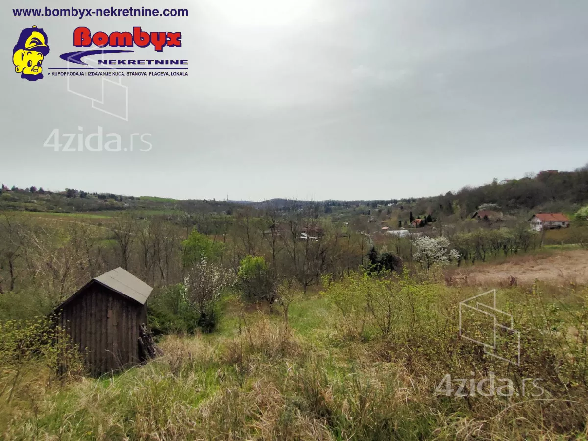 Plac | 4zida