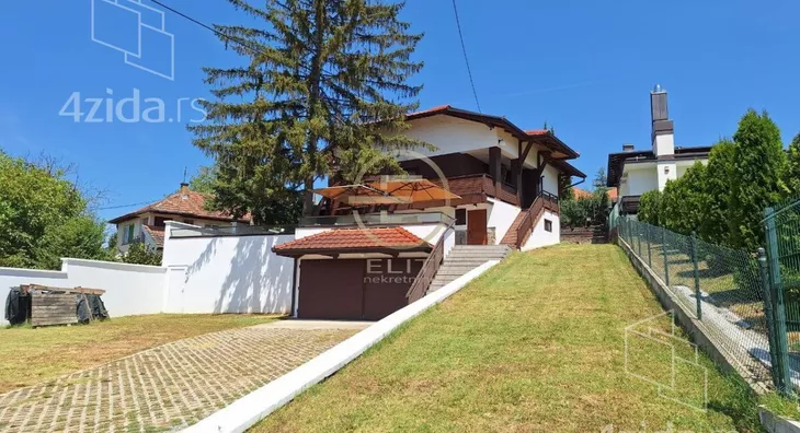 Kuća | 4zida