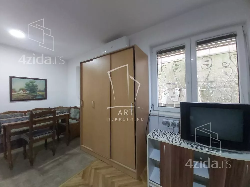 Garsonjera | 4zida