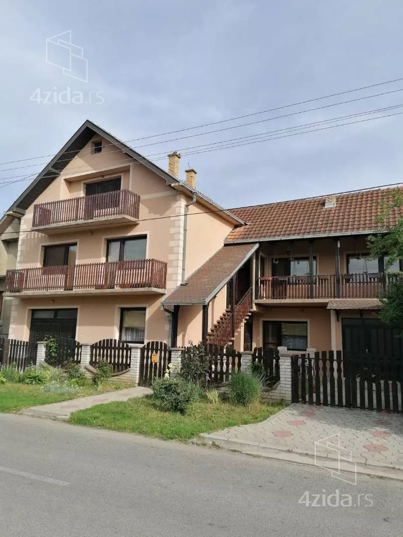 3-etažna kuća | 4zida