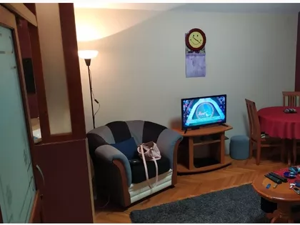 Kneževačka 10 | 4zida.rs