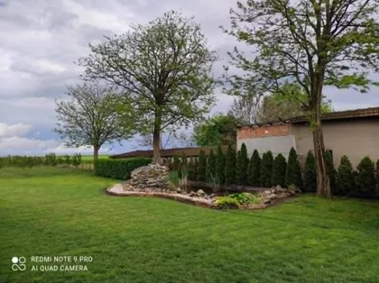 Totovo Selo | 4zida.rs