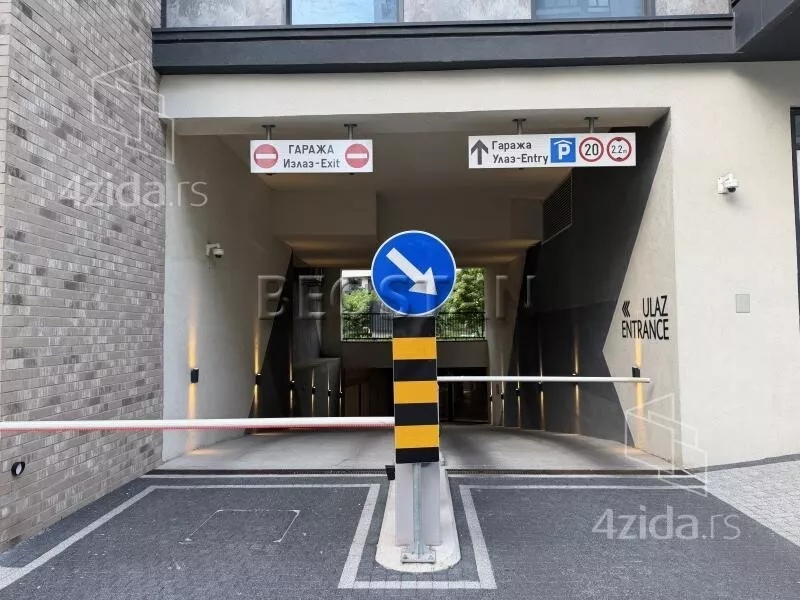 Garaža | 4zida