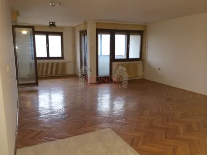 Bulevar Nemanjića | 4zida.rs
