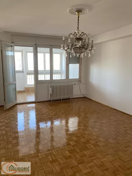 Novi Merkator | 4zida.rs