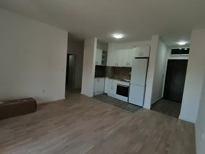 Ustanička | 4zida.rs