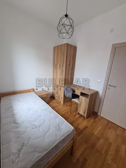 Božane Prpić | 4zida.rs