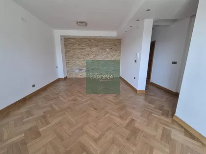 Vašarište | 4zida.rs