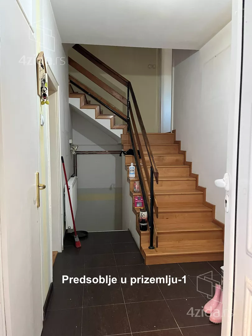 3-etažna kuća | 4zida
