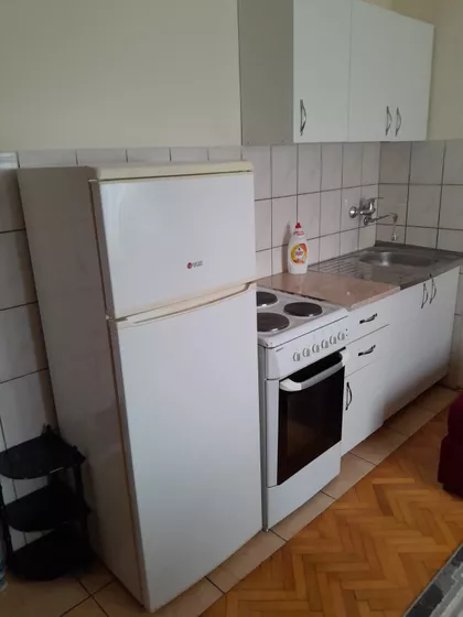 Janka Veselinovića 76 | 4zida.rs