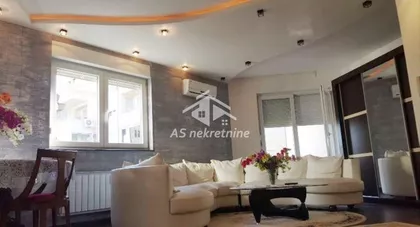 Lekino Brdo | 4zida.rs