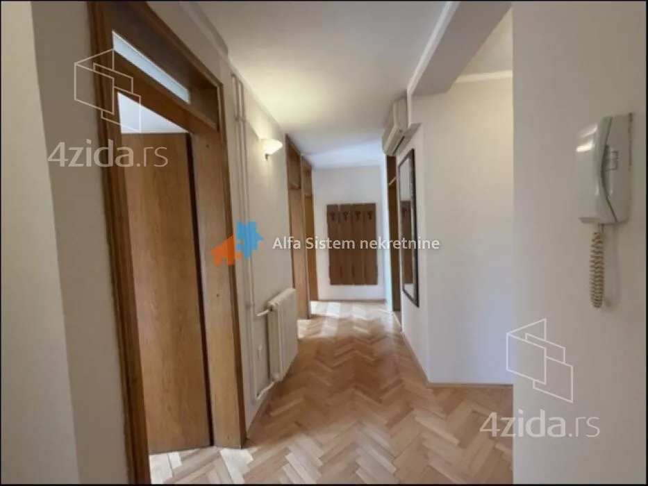 Kancelarija | 4zida