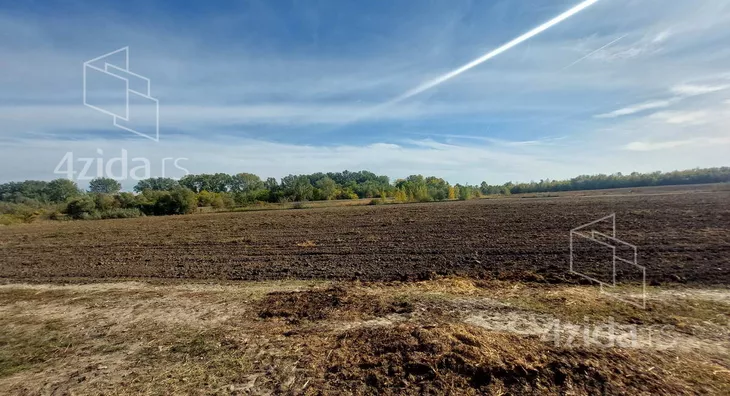 Poslovna zgrada | 4zida