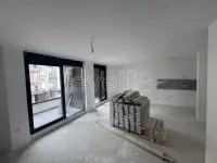 Šestosoban stan | 4zida