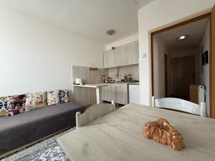 Dom Zdravlja | 4zida.rs