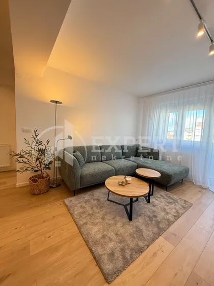 Cara Dušana | 4zida.rs