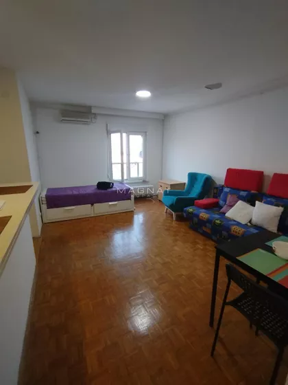 Dr Ivana Ribara | 4zida.rs