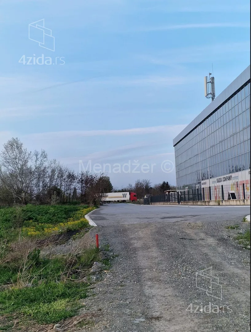 Plac | 4zida