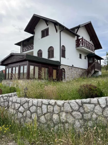 Gajevi | 4zida.rs