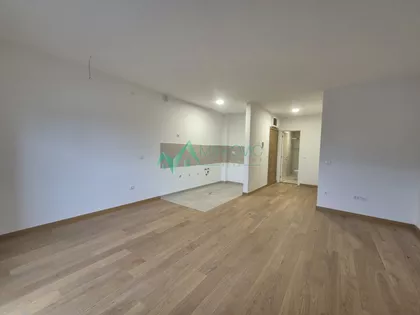 Novi Banovci | 4zida.rs