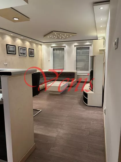 Bulevar oslobođenja | 4zida.rs