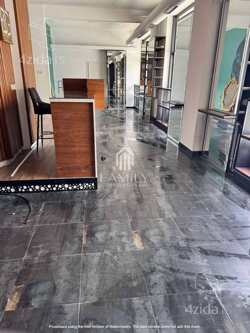 Poslovni prostor | 4zida