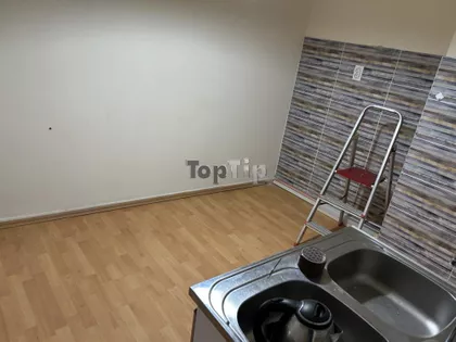 Teslino Naselje | 4zida.rs