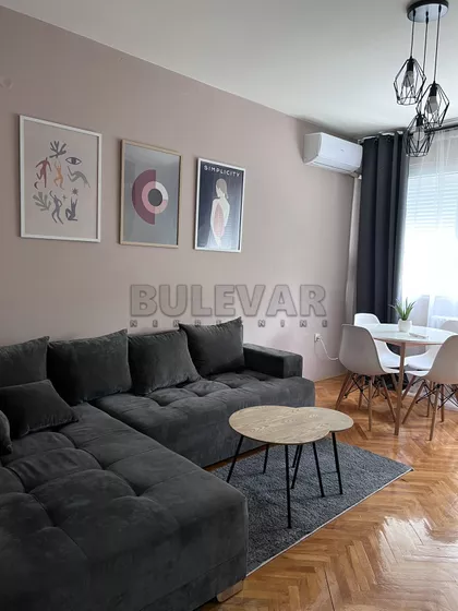 Jovana Ristića | 4zida.rs