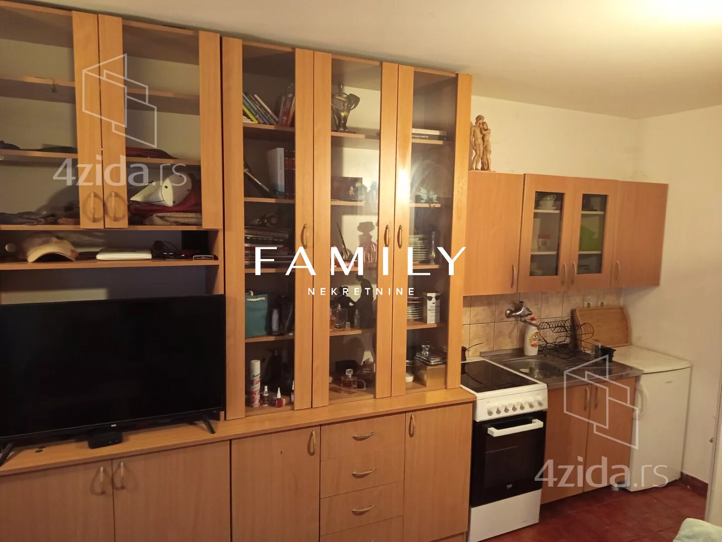 Jednoiposoban stan | 4zida